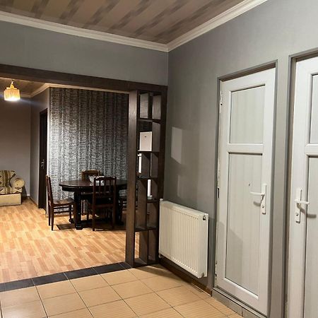 Nano Guest House 第比利斯 外观 照片